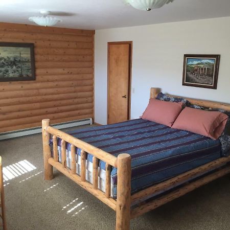 Fish Creek House Bed & Breakfast Silver Star ภายนอก รูปภาพ